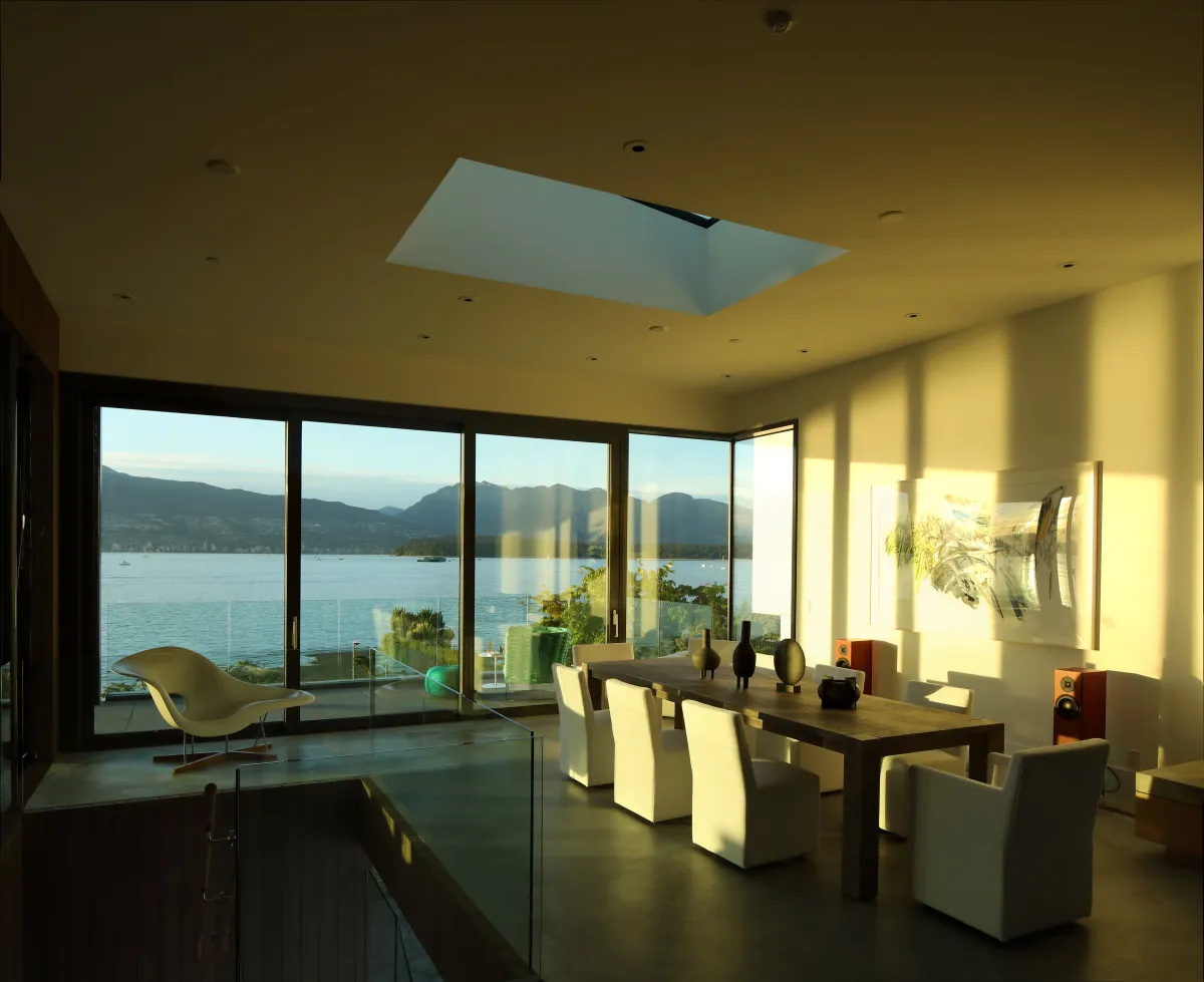 Vancouver residence sliding door curtain wall 3