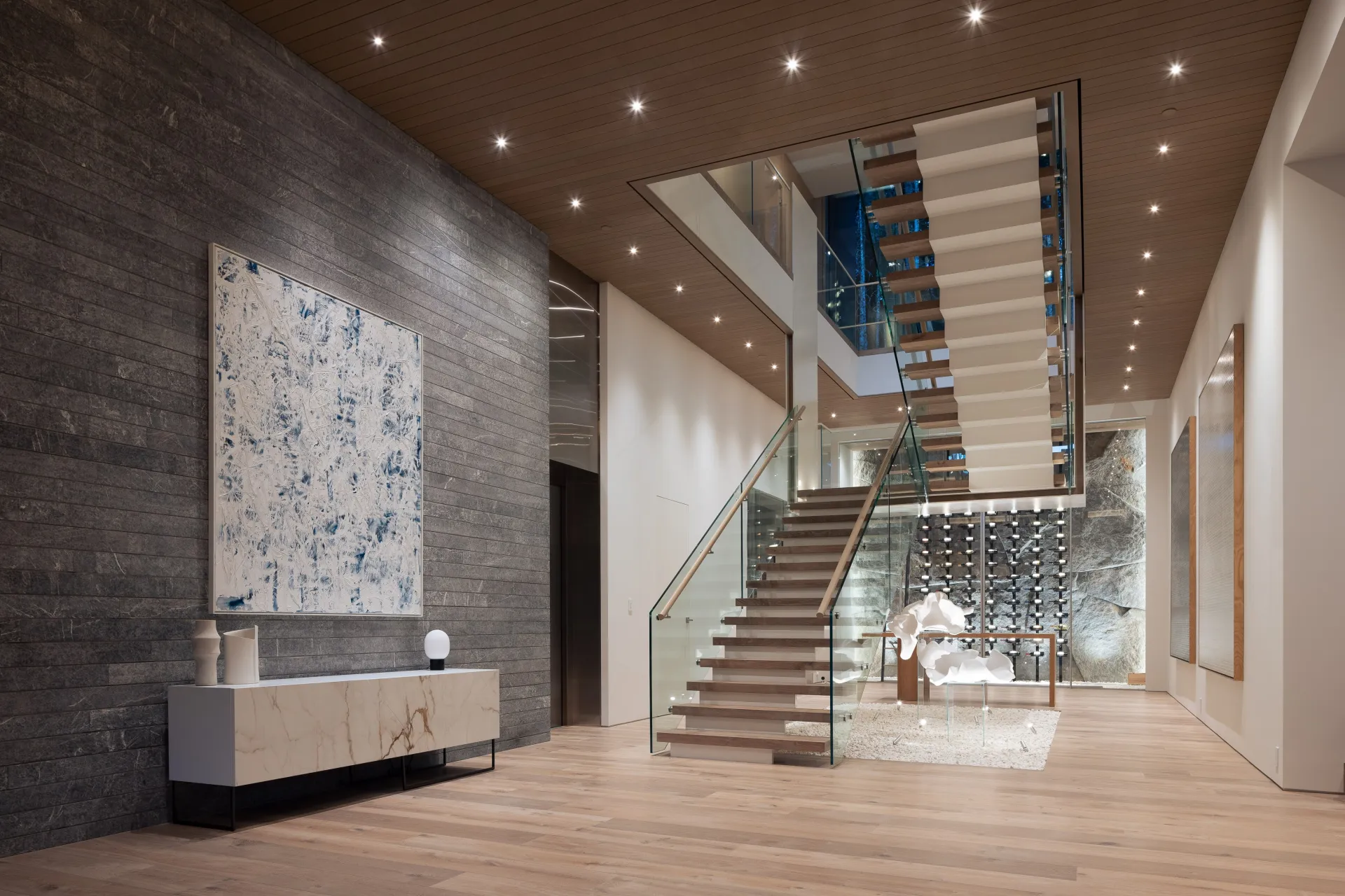 K58 whistler guardrail glass staircase luxury house 1