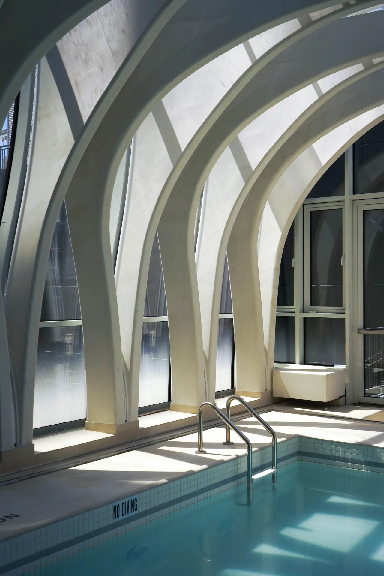 The butterfly vancouver raico thermai curtainwall aluminum window 6