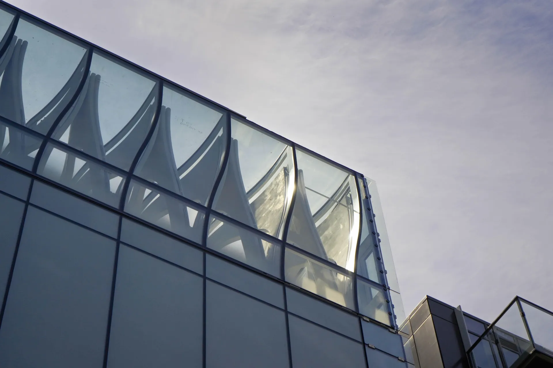 The butterfly vancouver raico thermai curtainwall aluminum window 4