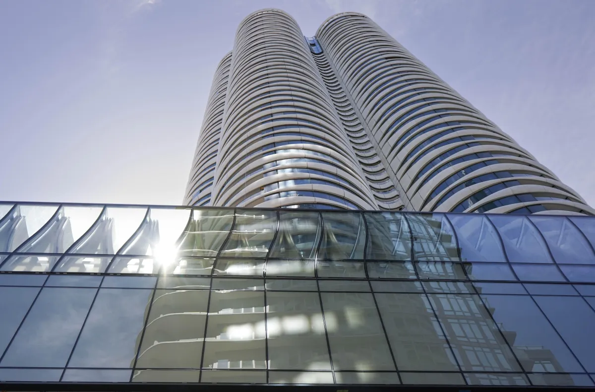 The butterfly vancouver raico thermai curtainwall aluminum window 3