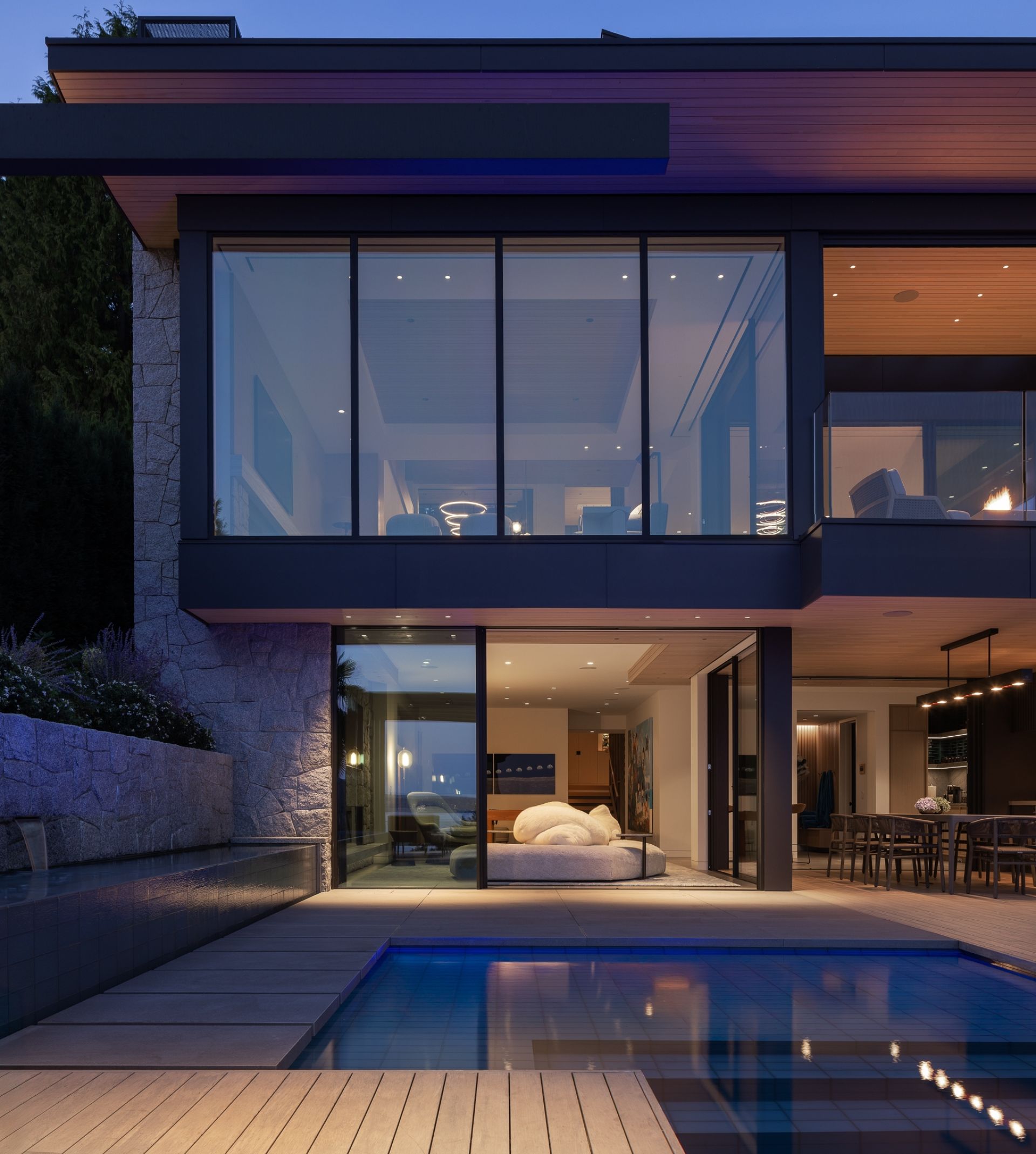 20250910 hlynsky 378 Med