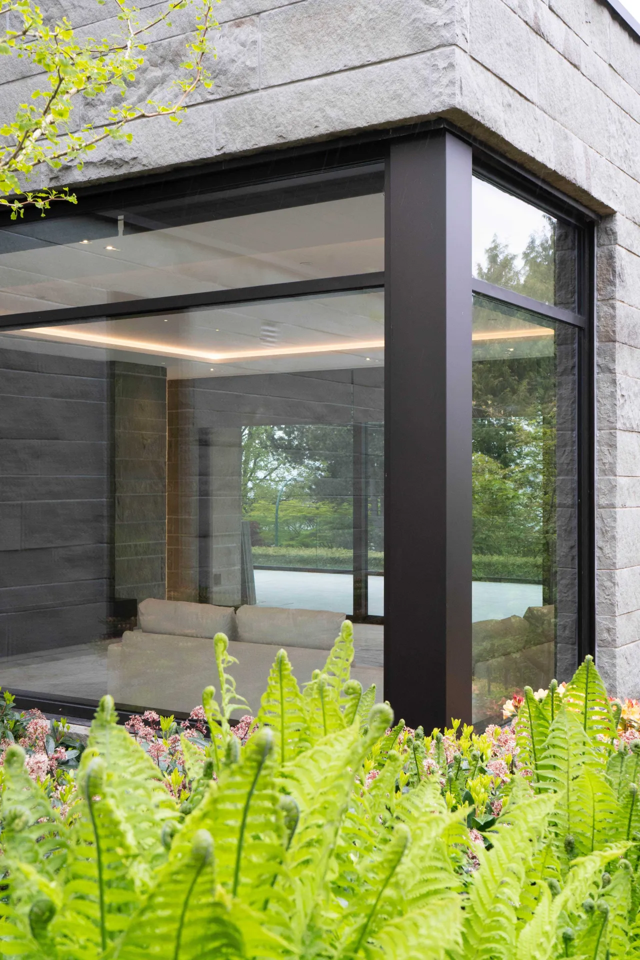 Vancouver residence curtain wall raico aluminum window 10