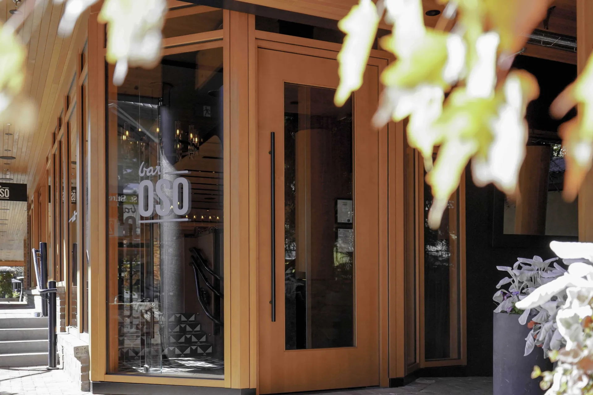 Bar oso restaurant whistler curtain wall timber window raico 3