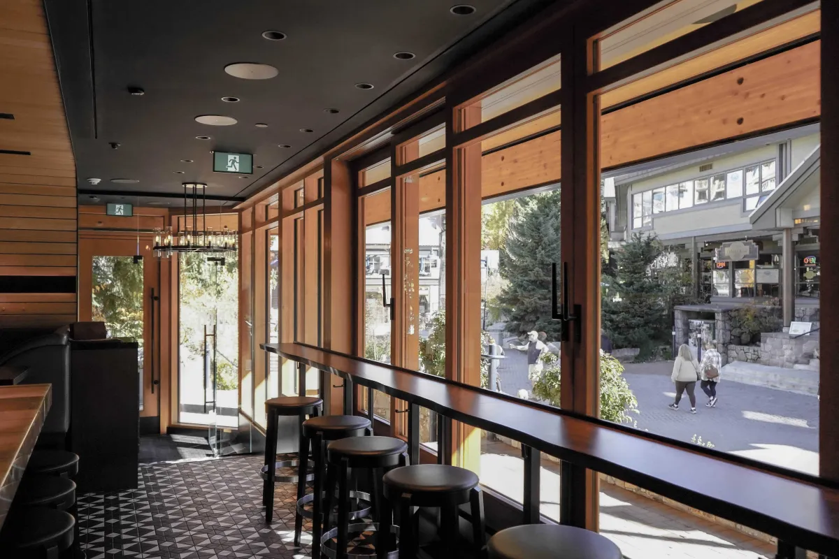 Bar oso restaurant whistler curtain wall timber window raico 5