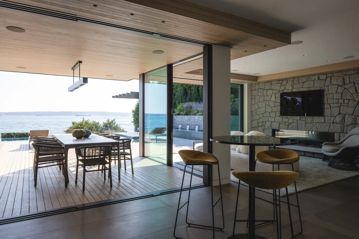 20250910 hlynsky 237 Edit Med