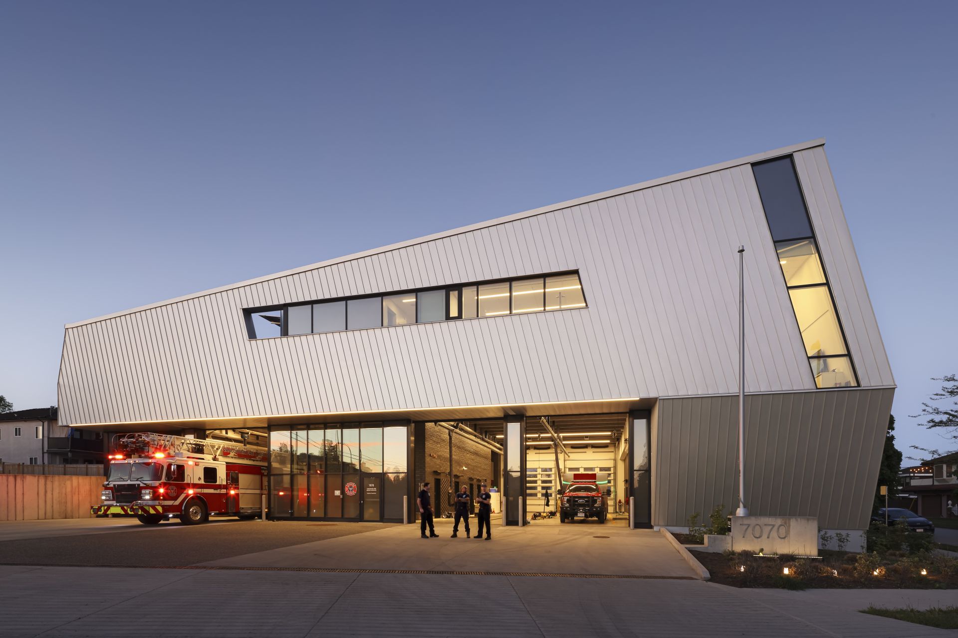 Firehall17 Vancouver Curtainwall Passivehouse Raico