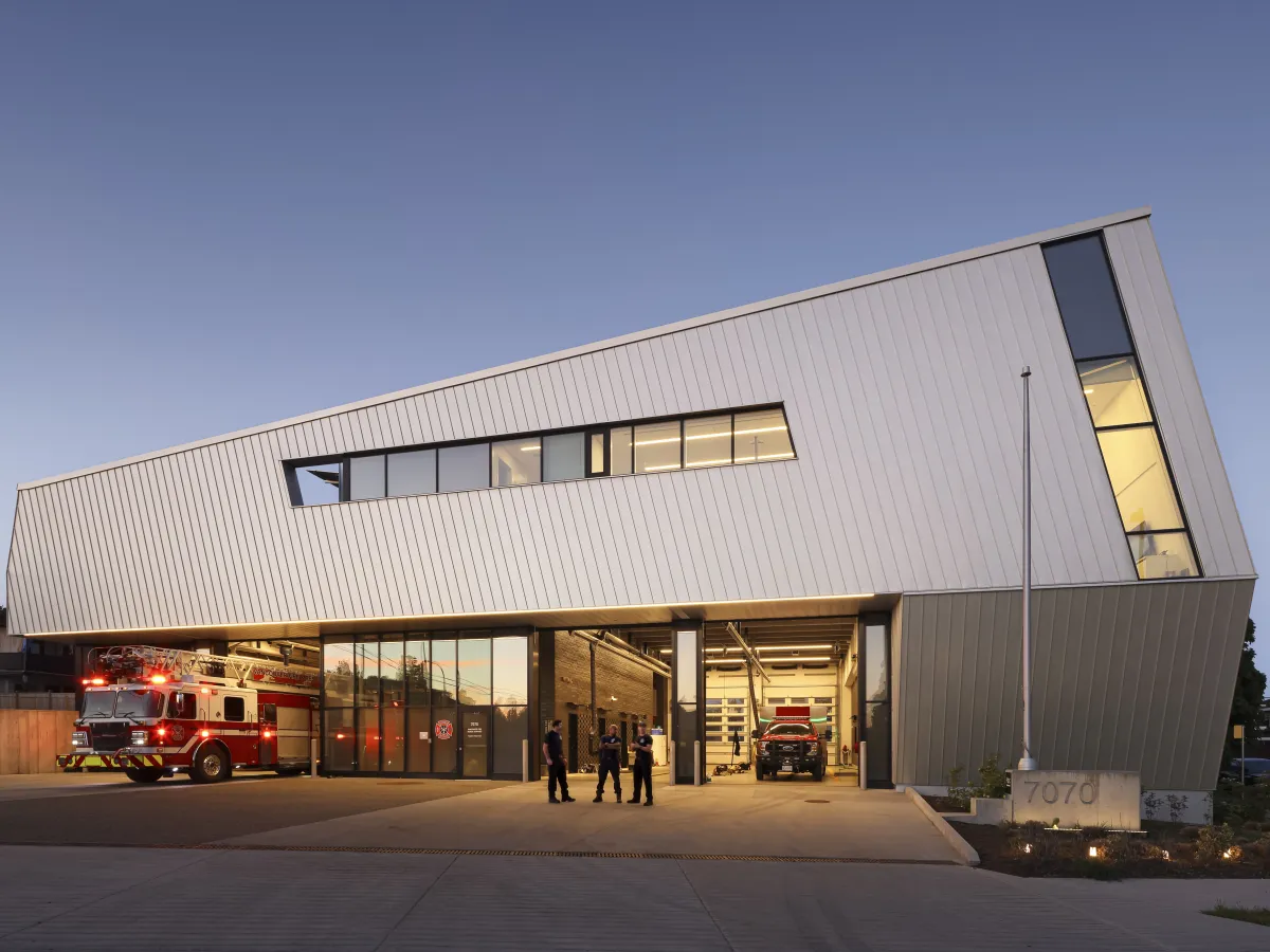 HCMA Firehall - RAICO aluminum curtain wall