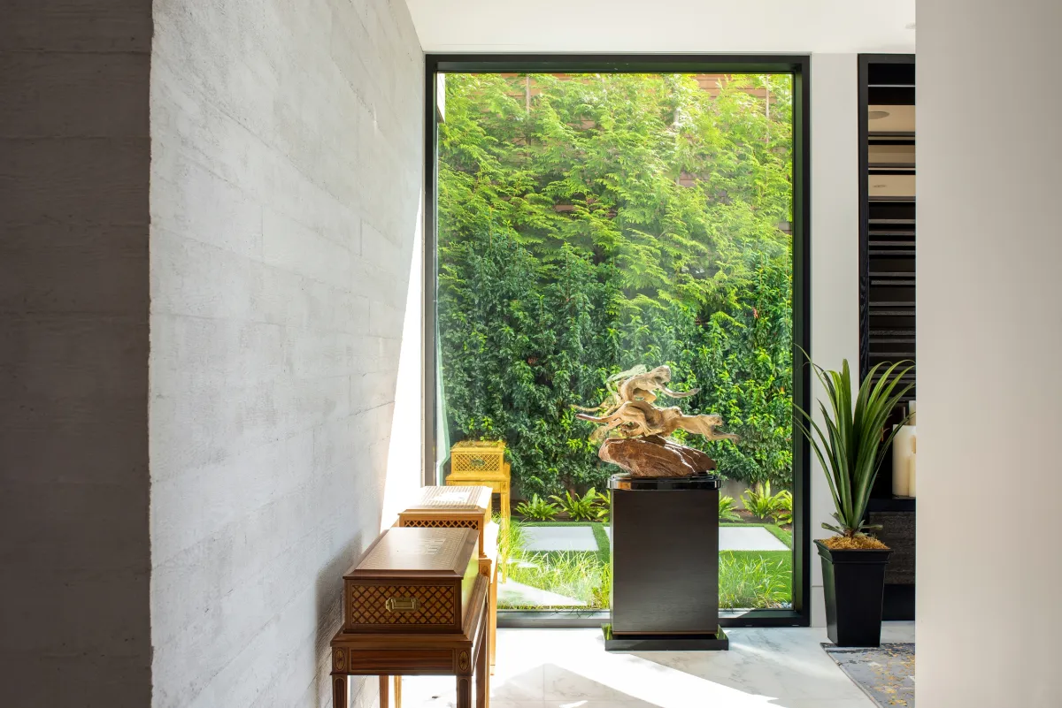 West Vancouver residence curtain wall raico thermai aluminum windows 7